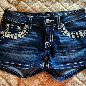 Miss me stoned denim shorts in size 28